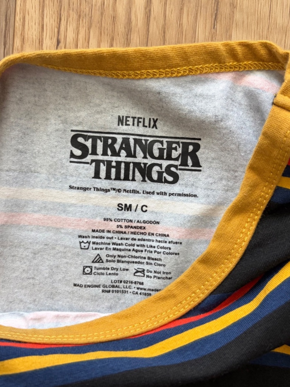 Retro Style Stranger Things Tee - Picture 2 of 2